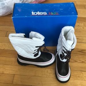 white snow boots